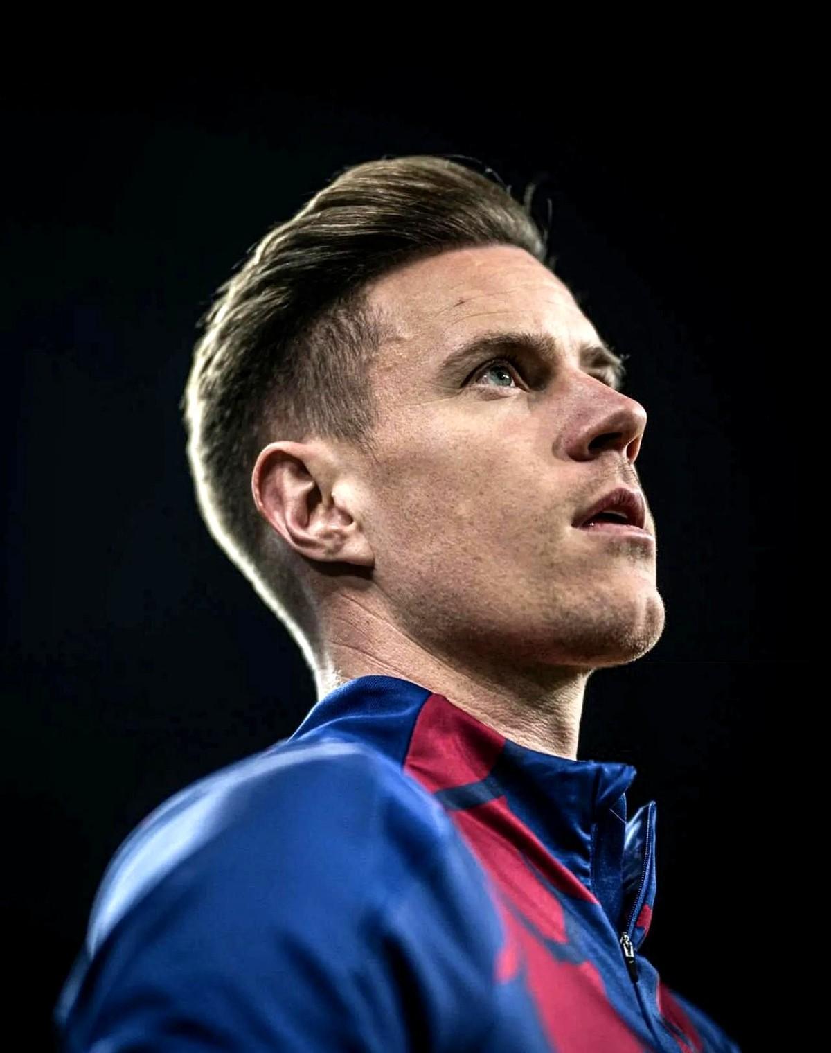 开云首页体验-包含转会期欧联传出新动向，勒沃库森迎来里程碑，管理层表态——管理层满意，年轻球员得到机会的词条